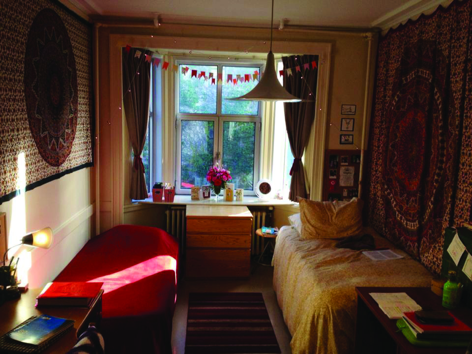 Dorm rom decoration